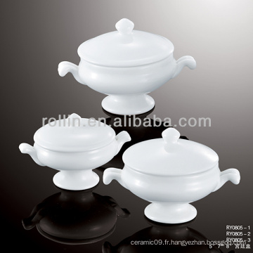 Gobelet de porcelaine blanche chinoise de bonne qualité